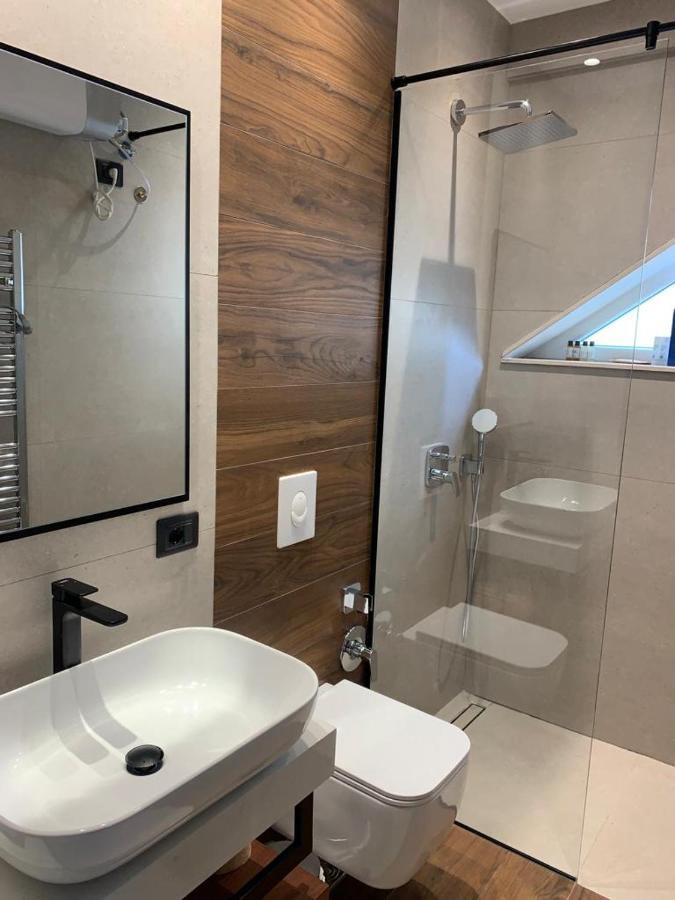 Central Deluxe Apartment Tiran Dış mekan fotoğraf